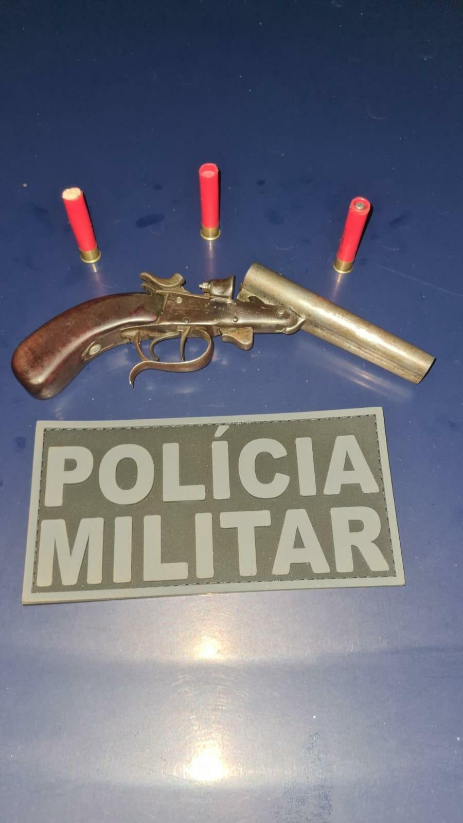 Imagem de compartilhamento para o artigo Homem é preso com arma de fogo em comércio de Paraíso das Águas da MS Todo dia